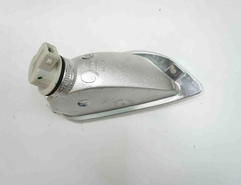 VESPA LXV (2007) Front right side turn signal indicator RH 58175R 32596898
