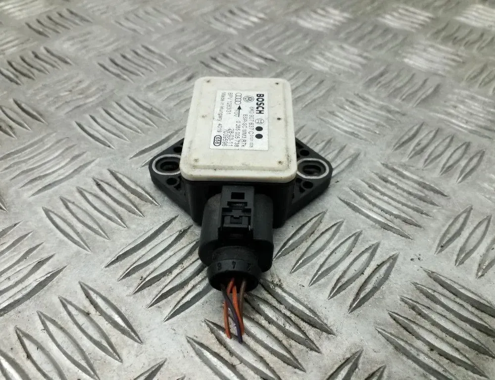 AUDI A4 B8/8K (2011-2016) Acceleration Sensor 8K0907637C 34732526