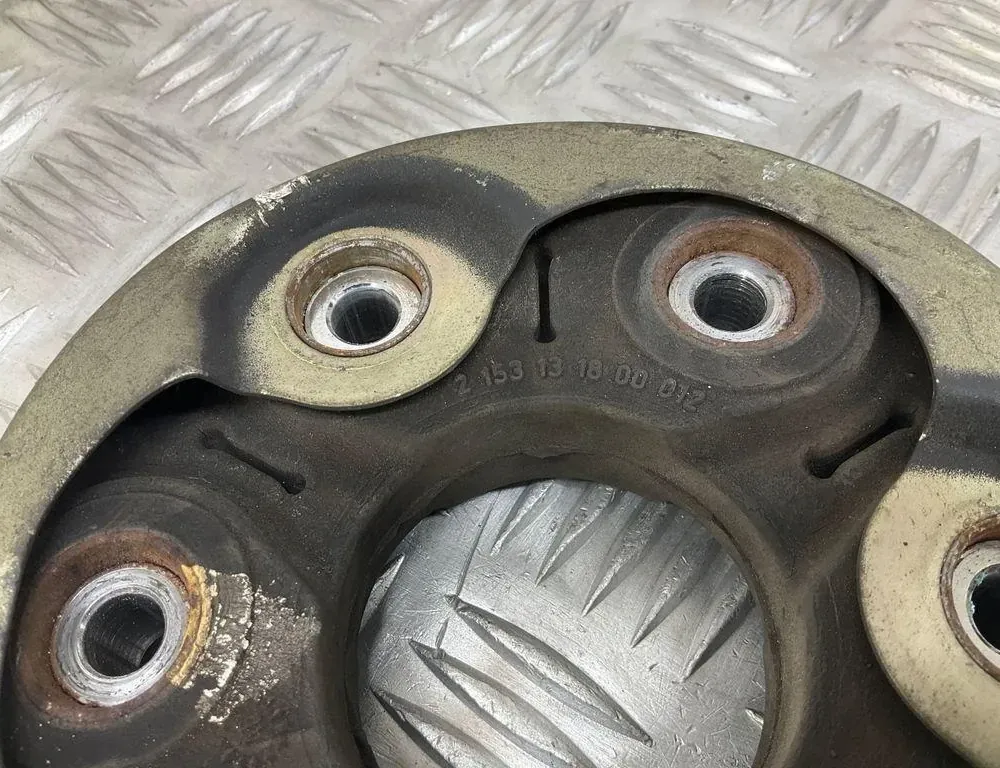 VOLKSWAGEN Tiguan 1 generation (2007-2017) Drive shaft rubber connection 2153131800012 34721167