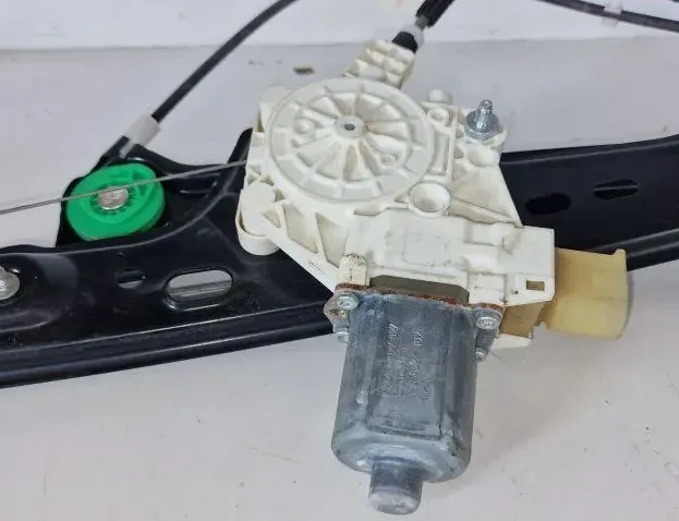 BMW 3 Series E90/E91/E92/E93 (2004-2013) Front Left Door Window Regulator 6927027,7140587,7060265 34163761