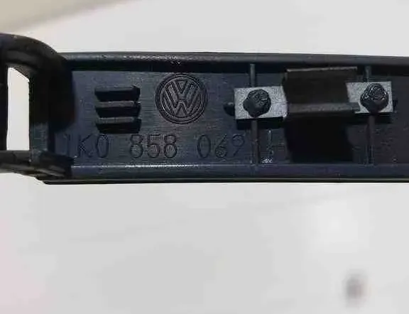 VOLKSWAGEN Golf 8 generation (2019-2023) Other Interior Parts 1K0858069 32618056