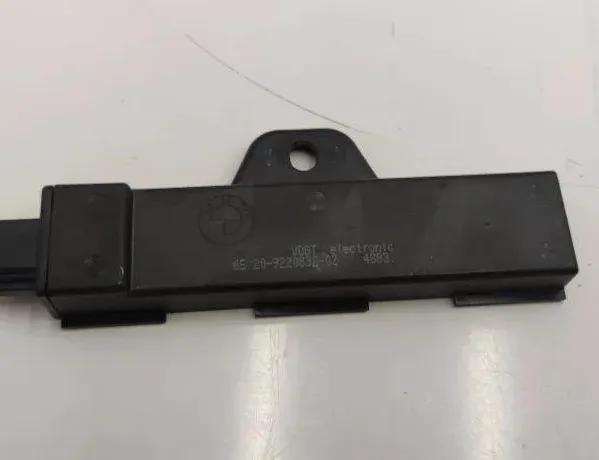 BMW X3 G01 (2017-2024) Keyless Entry Antenna 9220832 31529566
