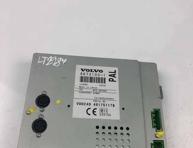 VOLVO V70 2 generation (2000-2008) Control Unit 8673100 25806387