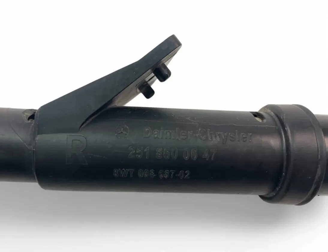 MERCEDES-BENZ R-Class W251 (2005-2017) Headlight washer spray nozzle A2518600647 28618478