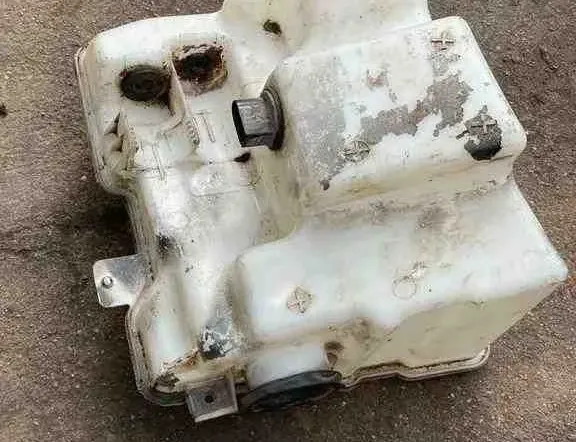 VOLKSWAGEN Passat B7 (2010-2015) Window Washer Tank 3C0955453E 32639543