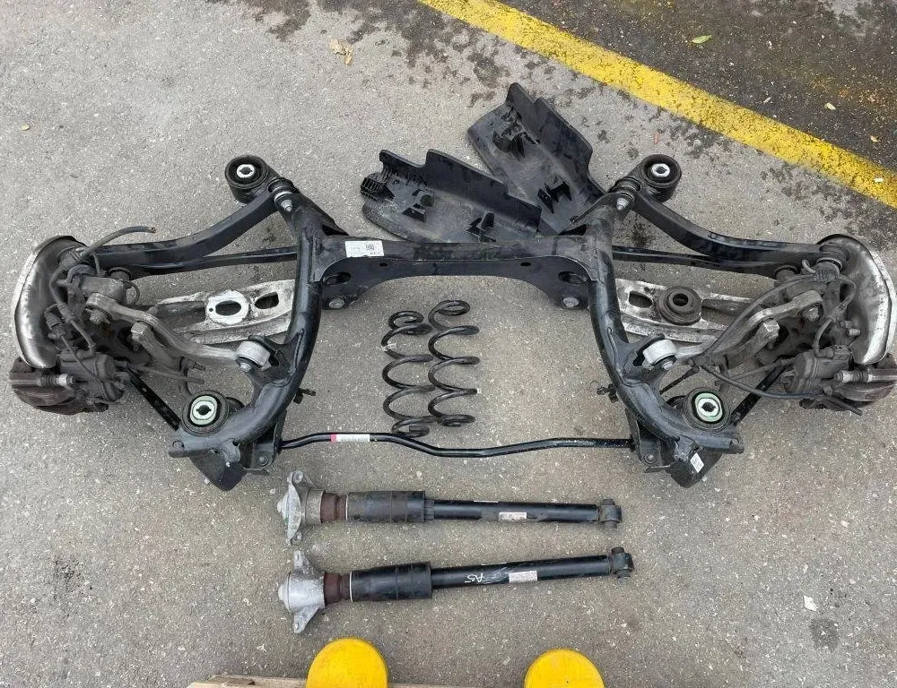 AUDI A5 F5 (2016-2024) Eje posterior 8W0505235AP,8W0513035 32197049