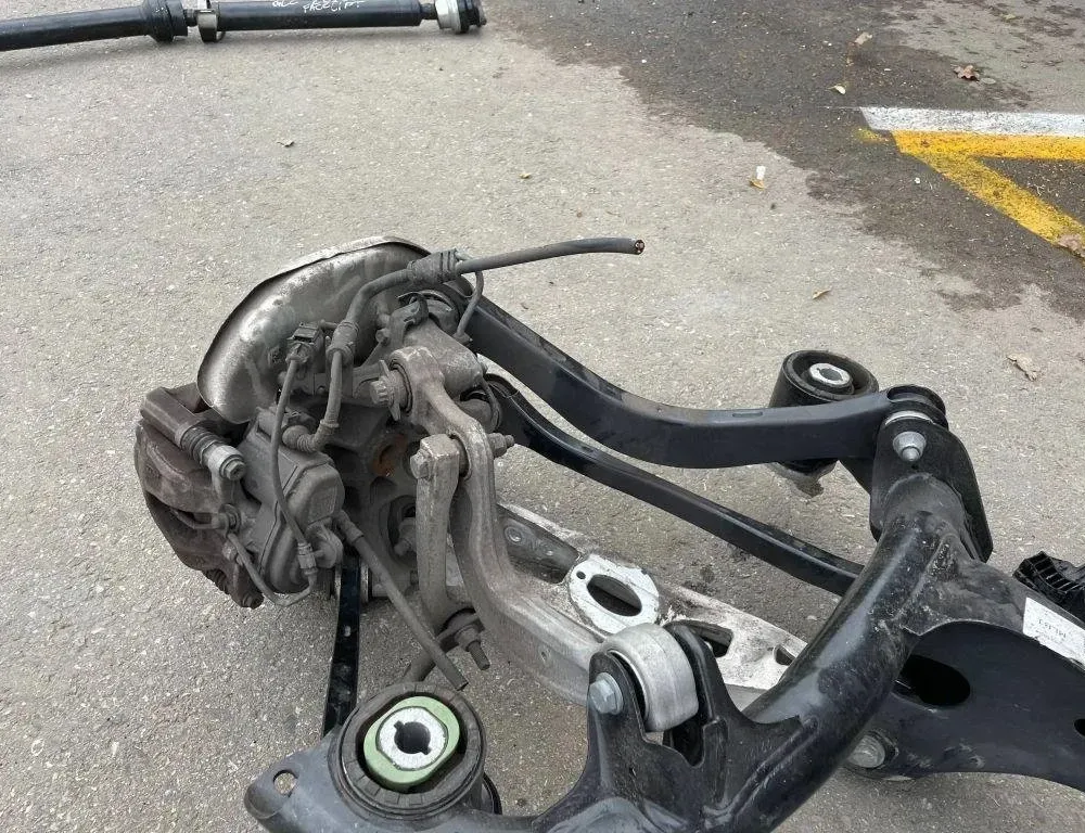 AUDI A5 F5 (2016-2024) Eje posterior 8W0505235AP,8W0513035 32197049