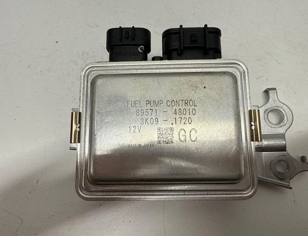 LEXUS UX 1 generation (2018-2023) Fuel Pump Control 8957148010 32203347