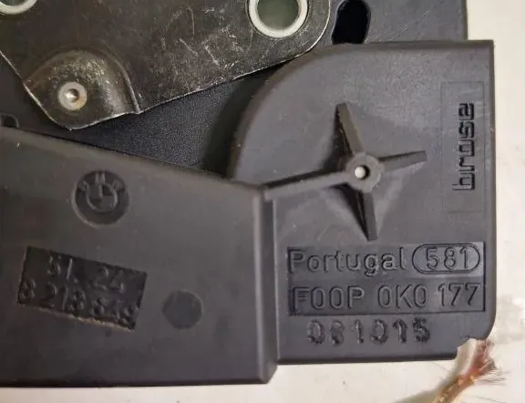 BMW 3 Series E90/E91/E92/E93 (2004-2013) Tailgate Boot Lock F00P0K0177,061015 35384435