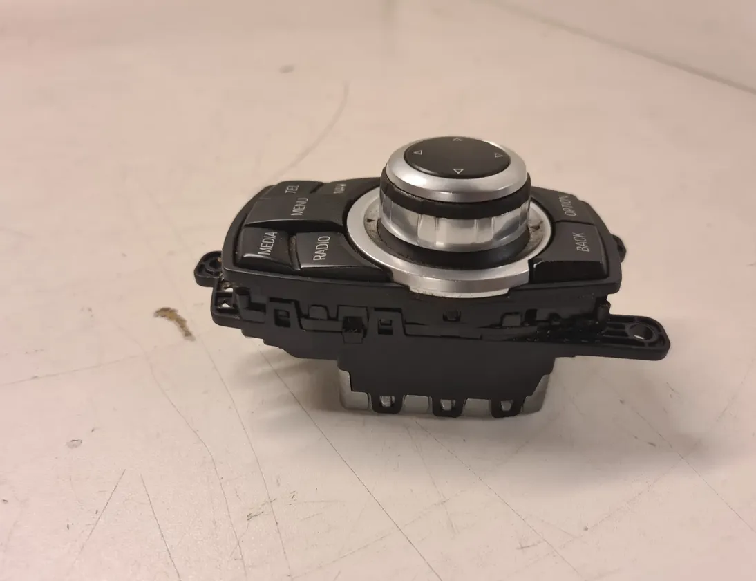 BMW X3 F25 (2010-2017) Multimedia Controller 9267955 31660697