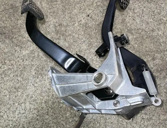 BMW 3 Series E90/E91/E92/E93 (2004-2013) Otras partes del cuerpo 67871110,42322403 33759027