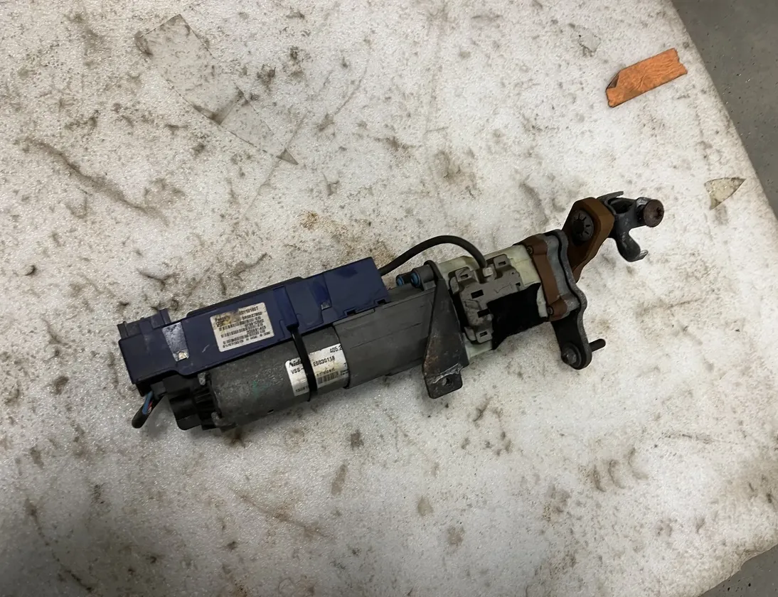 AUDI Q5 8R (2008-2017) Motor de cierre suave del maletero del portón trasero 8R0827852 22279343