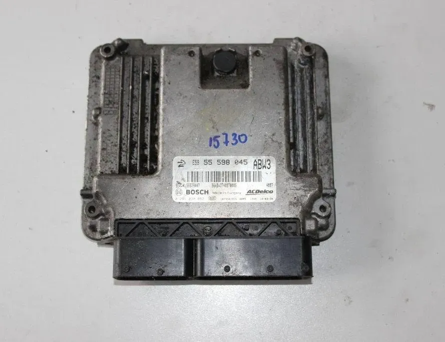 OPEL Insignia A (2008-2016) Unidad de control del motor ECU 55598045,0281030852 31943434