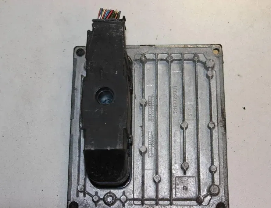 FORD USA Focus 2 generation (2004-2011) Engine Control Unit ECU 7M5112A650AFD 31943748