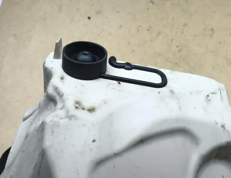 BMW 1 Series E81/E82/E87/E88 (2004-2013) Fuse Box Cover 58650910,7544575 33158247