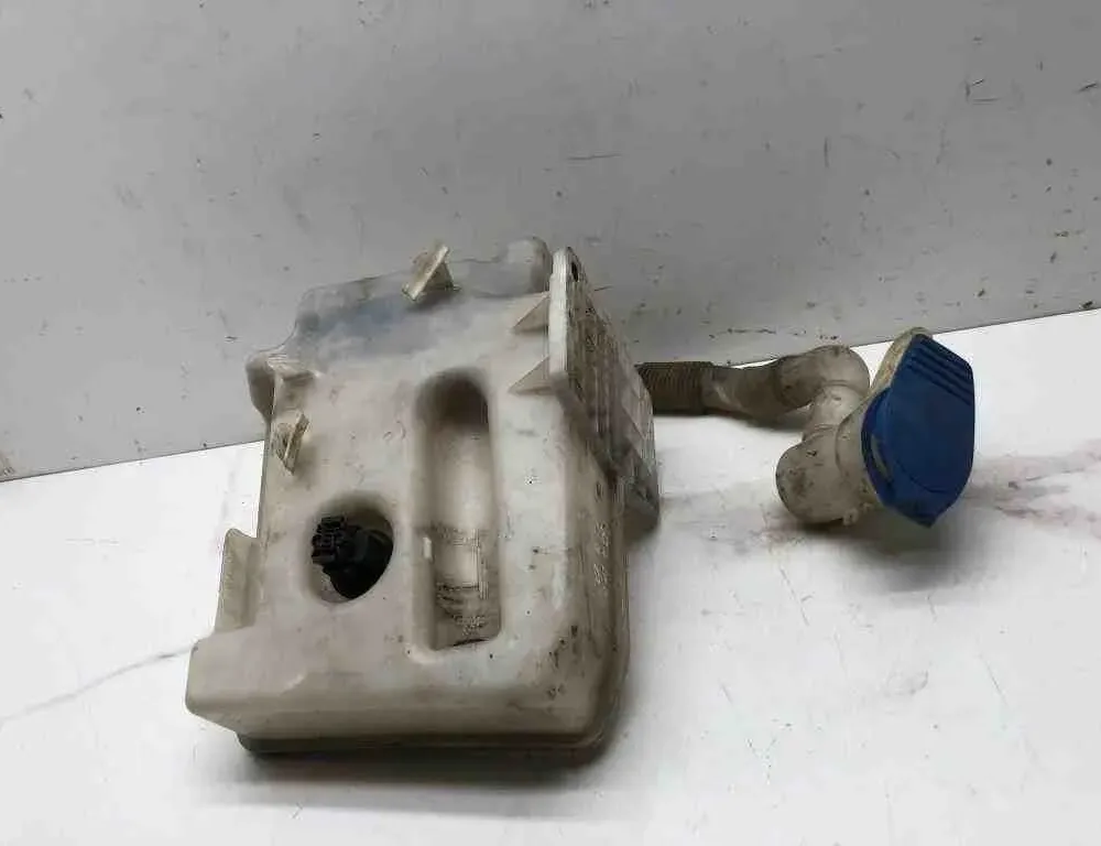 AUDI A4 B8/8K (2011-2016) Window Washer Tank 1K0955453Q,1K0955453R,1K0955453S 32605543