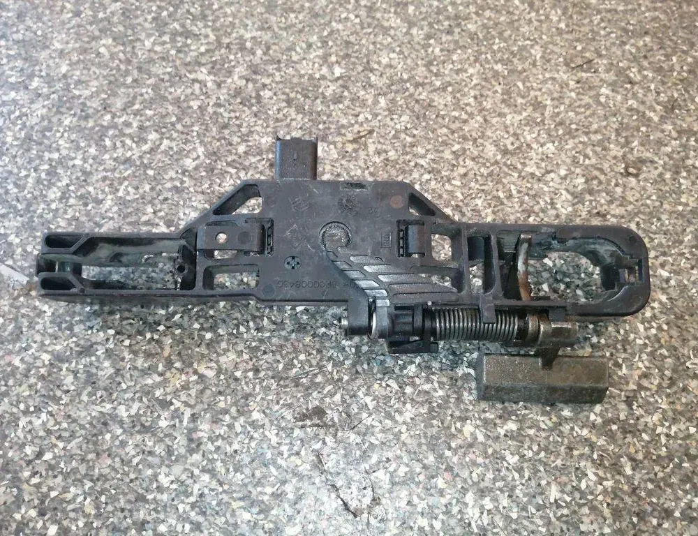 RENAULT Laguna 2 generation (2001-2007) Marco de manija interior de puerta trasera izquierda 8200008430 33854121