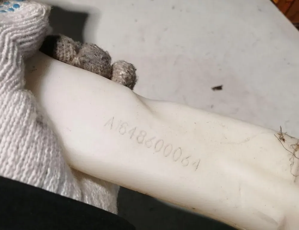 MERCEDES-BENZ GL-Class X164 (2006-2012) Window Washer Tank A1648690020 33973768