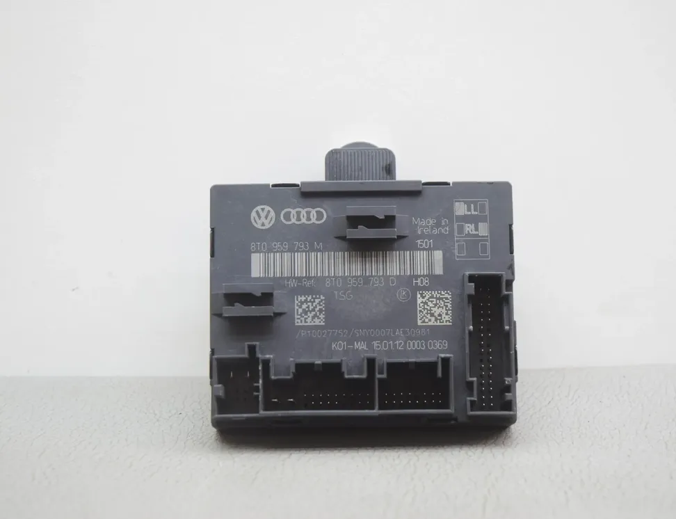 AUDI A4 B8/8K (2011-2016) Front Left Door Control Unit 8T0959793M 14521569