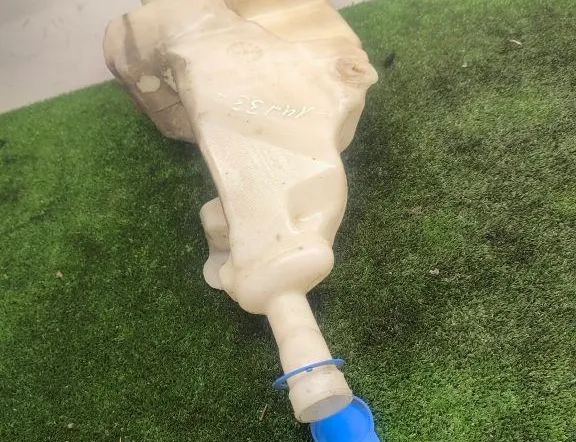 MERCEDES-BENZ R-Class W251 (2005-2017) Window Washer Tank A2518690520 34246140