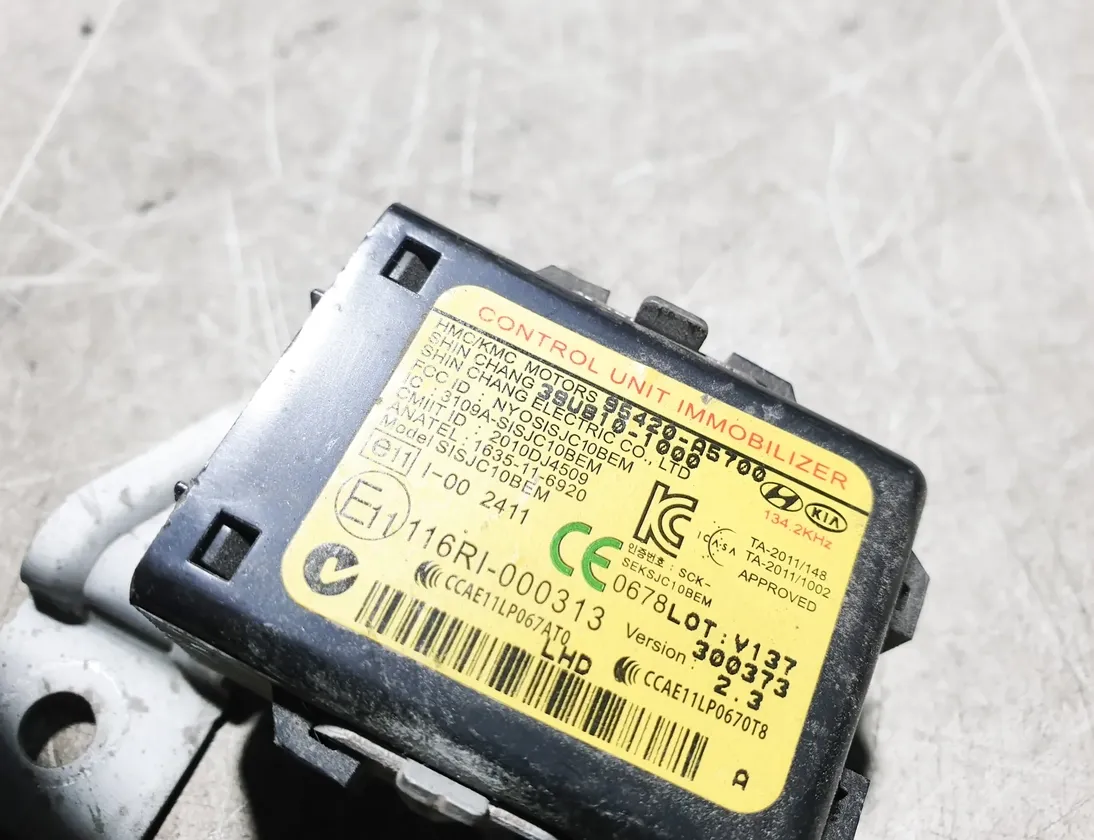 HYUNDAI i30 GD (2 generation) (2012-2017) Immobiliser control unit 95420A5700 17722710