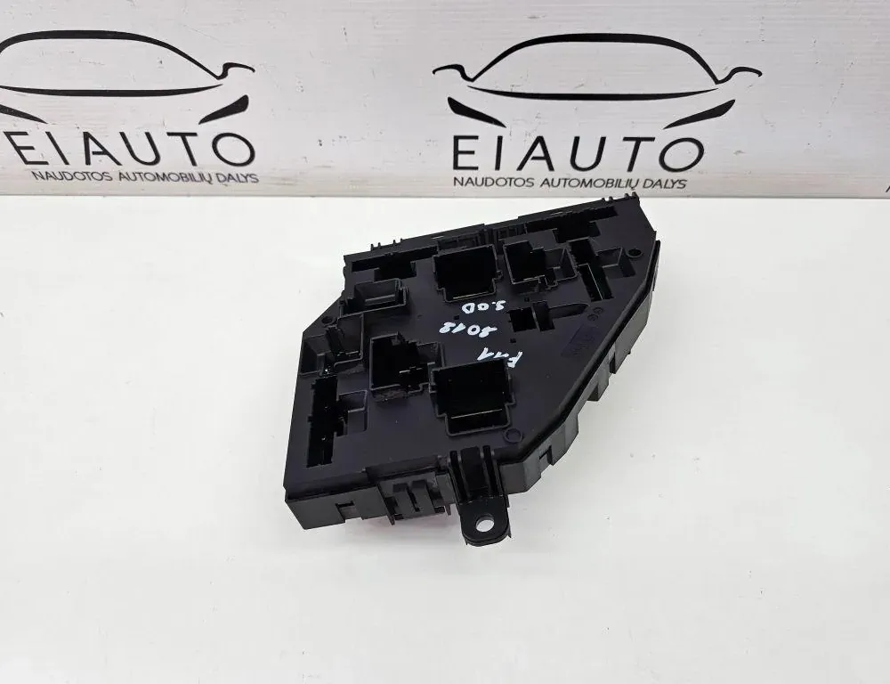 BMW 5 Series F10/F11 (2009-2017) Fuse box 1703345,02781300,9252813 33973463