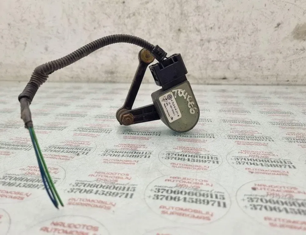 VOLKSWAGEN Touareg 1 generation (2002-2010) Sensor de nivel delantero derecho 7L0616571B,4F0907503C 31477200