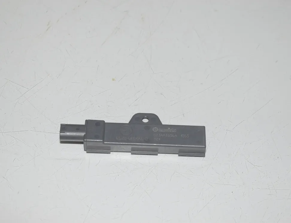 BMW i4 1 generation (2021-2024) Antenna 6832066,65206832066 33354658