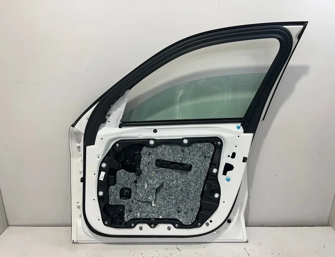 BMW X7 G07 (2018-2024) Front Right Door 8738556,5B61956,5A72F34,5B4B458,7429388,5A165E4,8496036 34989336