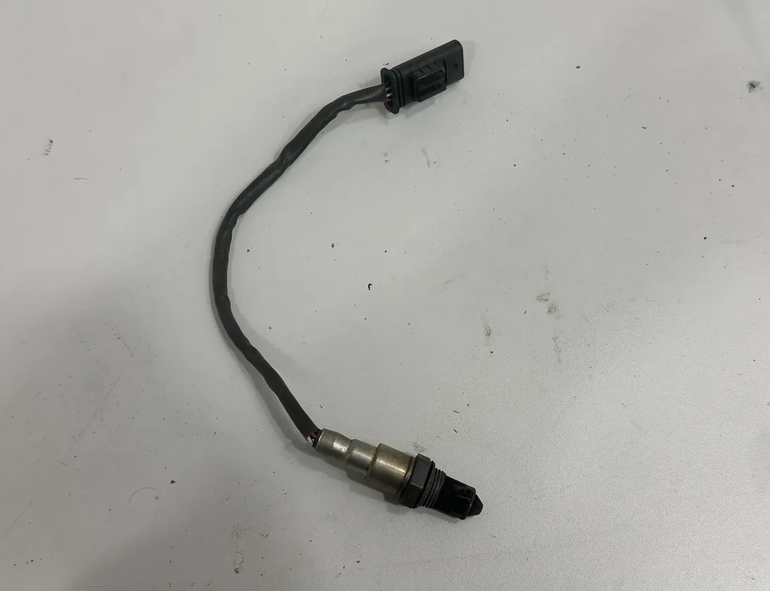 BMW 5 Series G30/G31 (2016-2023) Sonda Lambda de Oxígeno 8589665 27438352