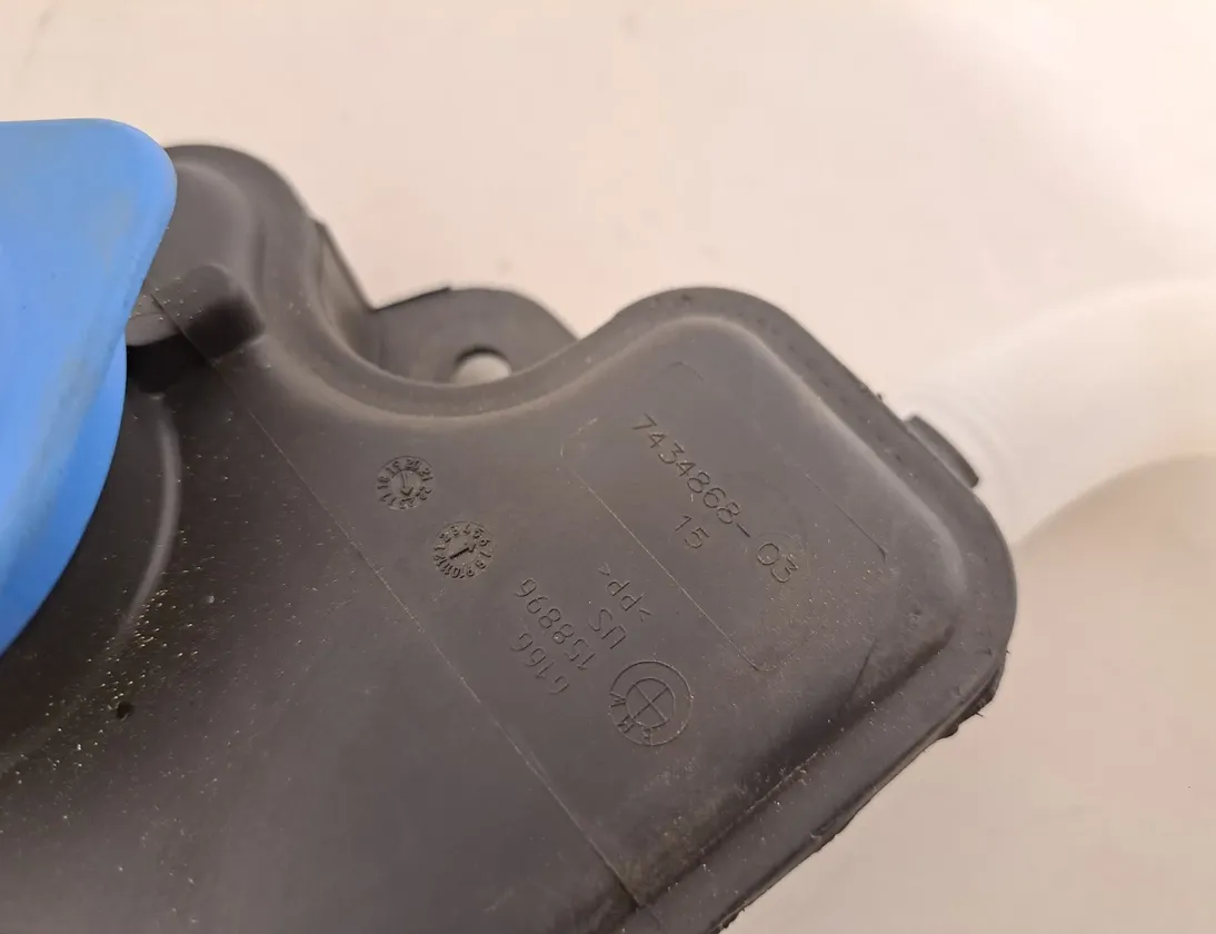 BMW X5 G05/G18 (2018-2024) Window Washer Tank 7499828,7434868,7310147,8736998,7483867 34807539