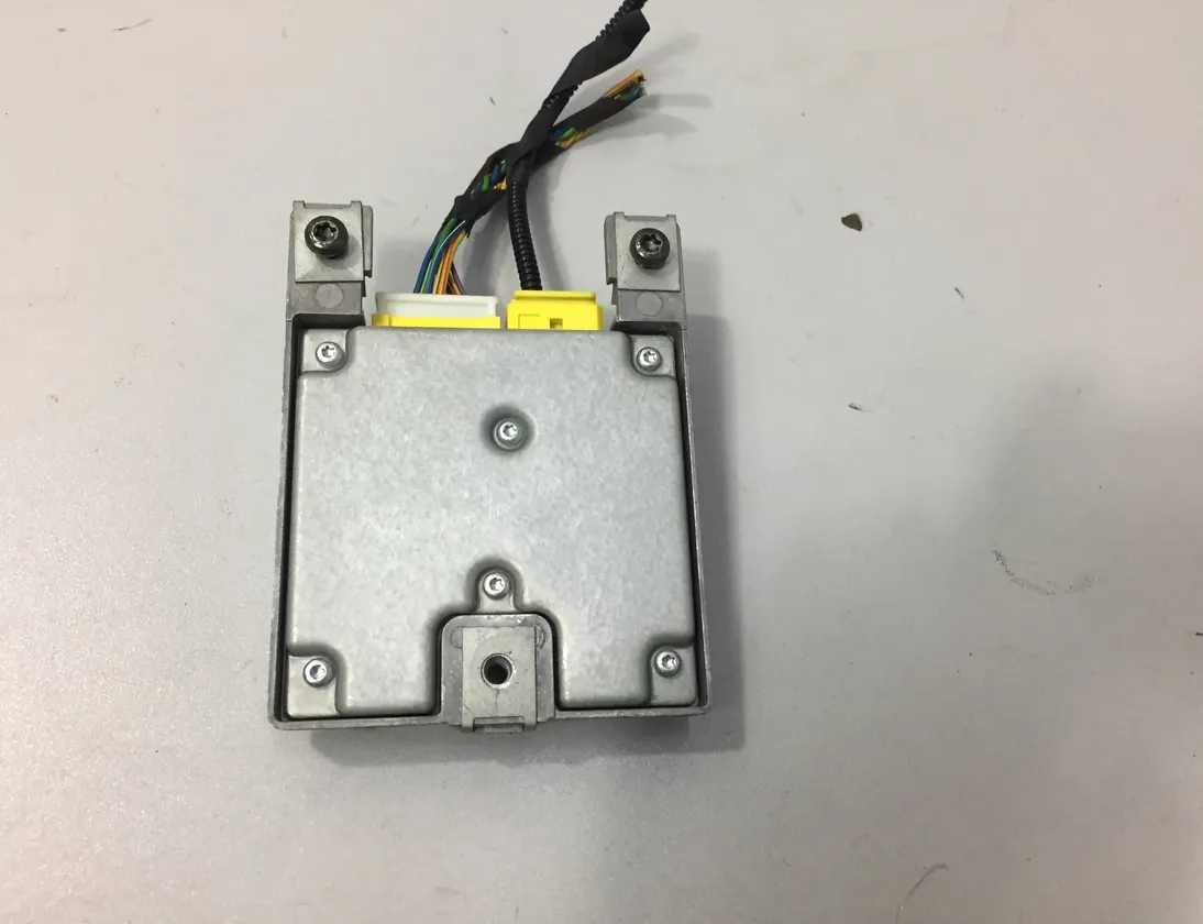 BMW 5 Series E60/E61 (2003-2010) SRS Control Unit 6942099 3965569