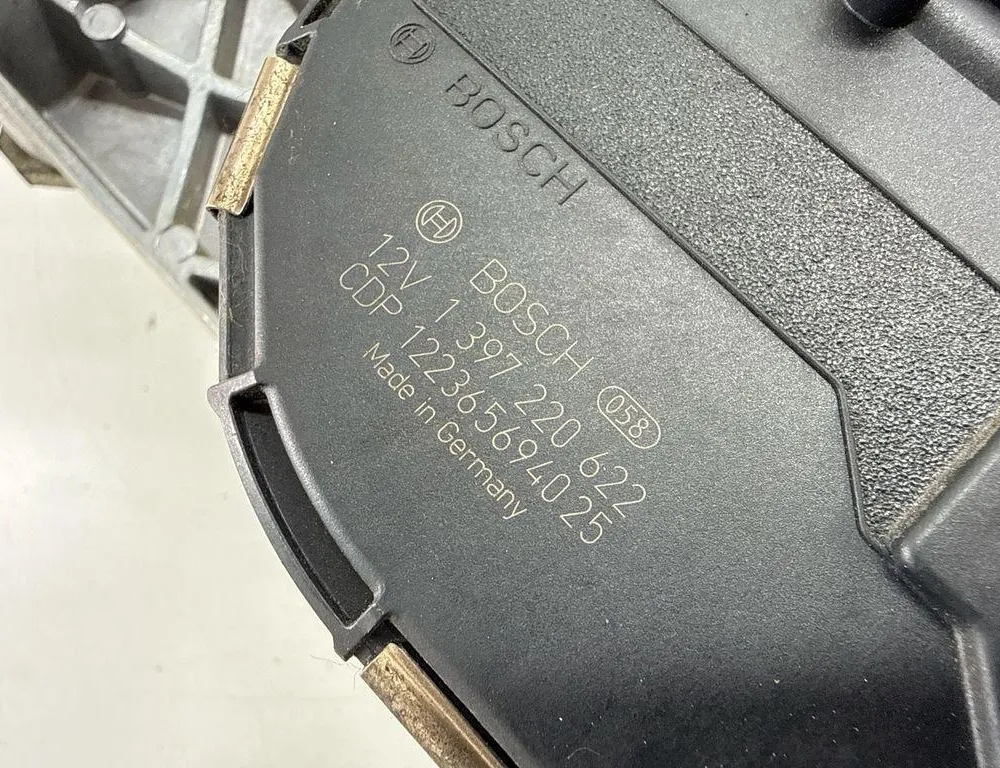 PORSCHE Cayenne 958 (2010-2018) Front Windshield Wiper Mechanism 7P0955023 34985791