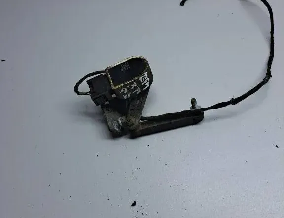 BMW 5 Series F10/F11 (2009-2017) Rear Left Height Level Sensor 6861351,25916010 34968492