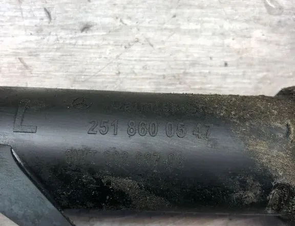 MERCEDES-BENZ R-Class W251 (2005-2017) Left Side Headlamp Washer 2518600547 34993721