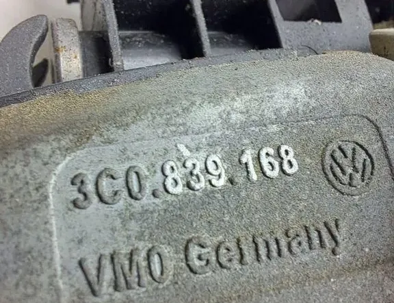 VOLKSWAGEN Passat B6 (2005-2010) Front Left Door Exterior Handle 3C0839168 34997187