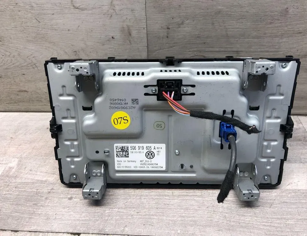 VOLKSWAGEN Golf 7 generation (2012-2024) Navigation Display 5G6919605A 34992763