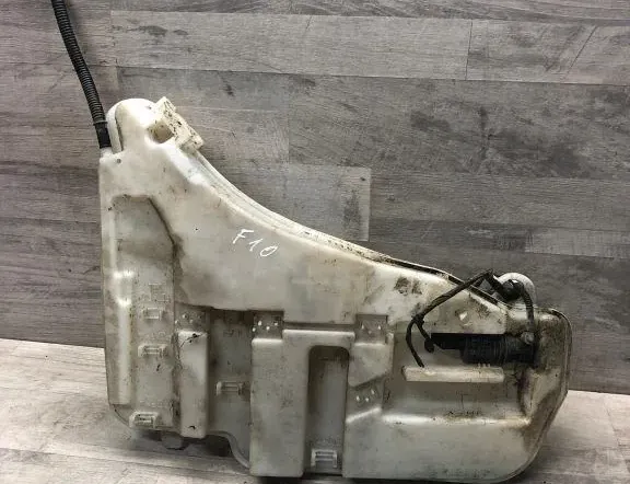 BMW 5 Series F10/F11 (2009-2017) Window Washer Tank 8050439,13264011,7269663 34978452