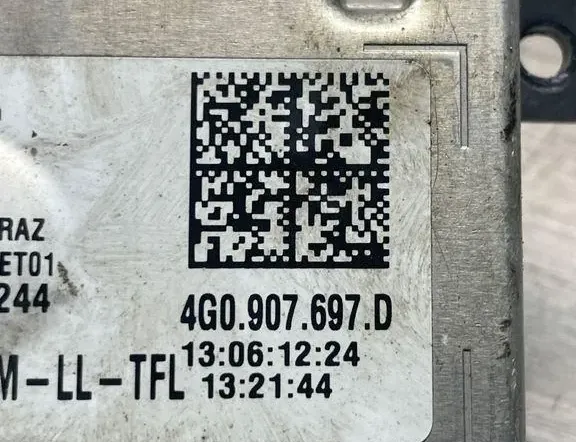 AUDI A6 C7/4G (2010-2020) Xenon Light Control Unit 4G0907697D 34992498