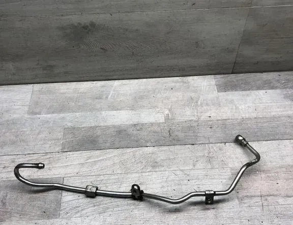 VOLKSWAGEN Passat B7 (2010-2015) Turbine lubrication tube 03L145771AN 34989785