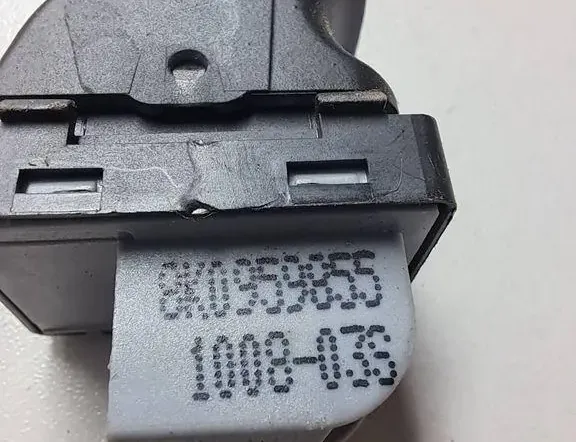 AUDI A4 B8/8K (2011-2016) Front Right Door Window Switch 8K0959855 34995757