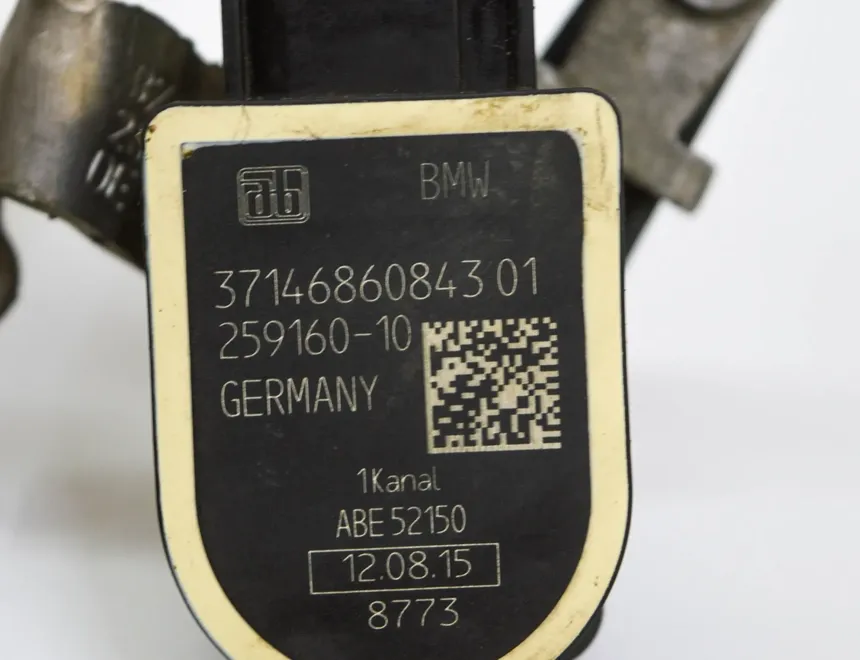 BMW 5 Series F10/F11 (2009-2017) Front Left Level Sensor 6860843 21758098