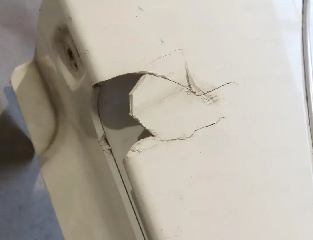 DAF XF (2012-present) Front left headlamp trim 2046229 28150135