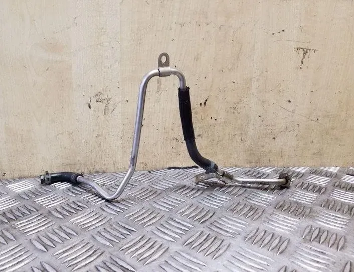 VOLKSWAGEN Passat B8 (2014-2023) EGR Tube Pipe 04L131382B 26178326