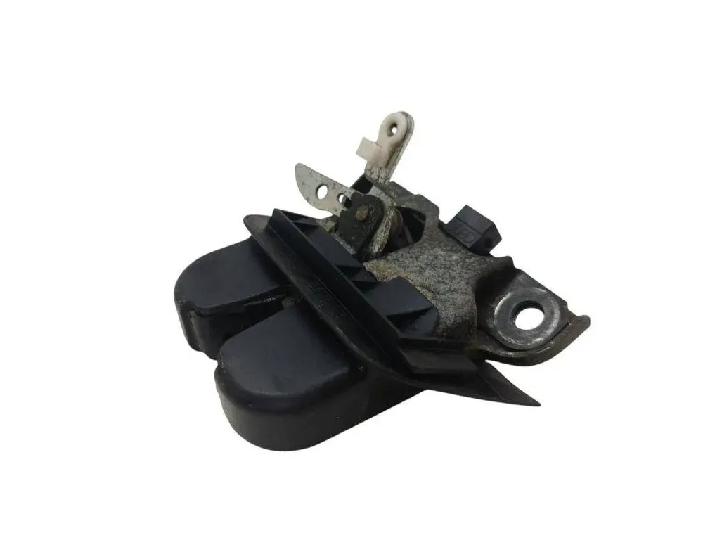 AUDI A6 C5/4B (1997-2004) Tailgate Boot Lock 8E9827520 30915575