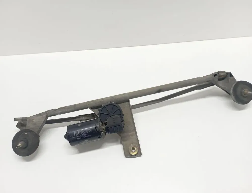 VOLVO S70 1 generation (1997-2000) Front Windshield Wiper Mechanism 058970917 34988009