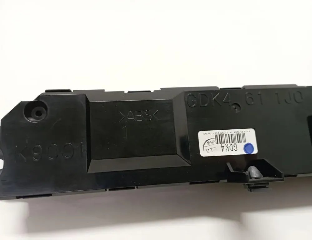 MAZDA 6 GH (2007-2013) Navigation Display GDK4611J0 34988402