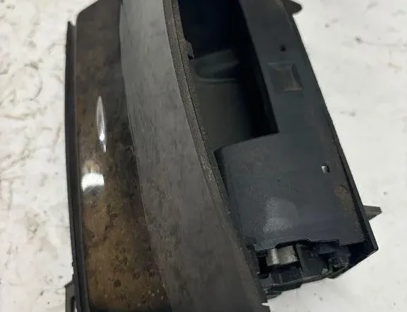 MERCEDES-BENZ E-Class W211/S211 (2002-2009) Cenicero 040604,6802852 30348032