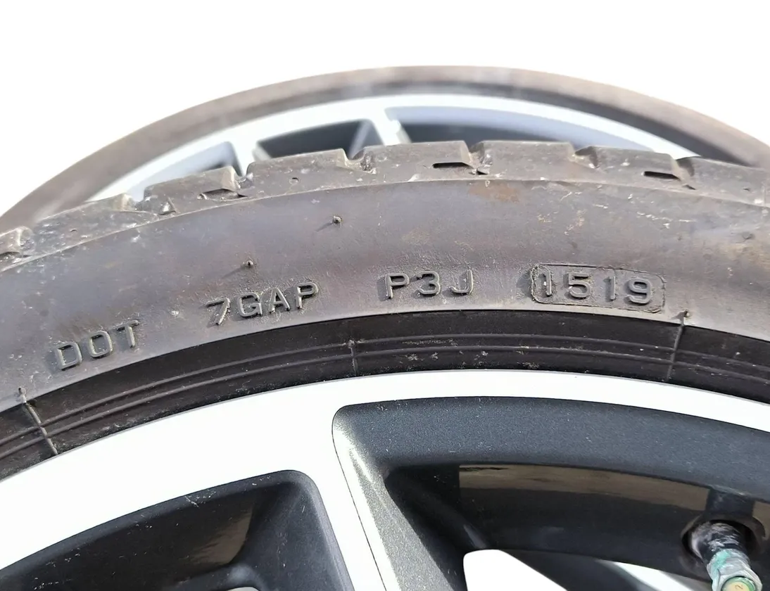 AUDI A5 F5 (2016-2024) Rueda 8W0601025DF 29542600