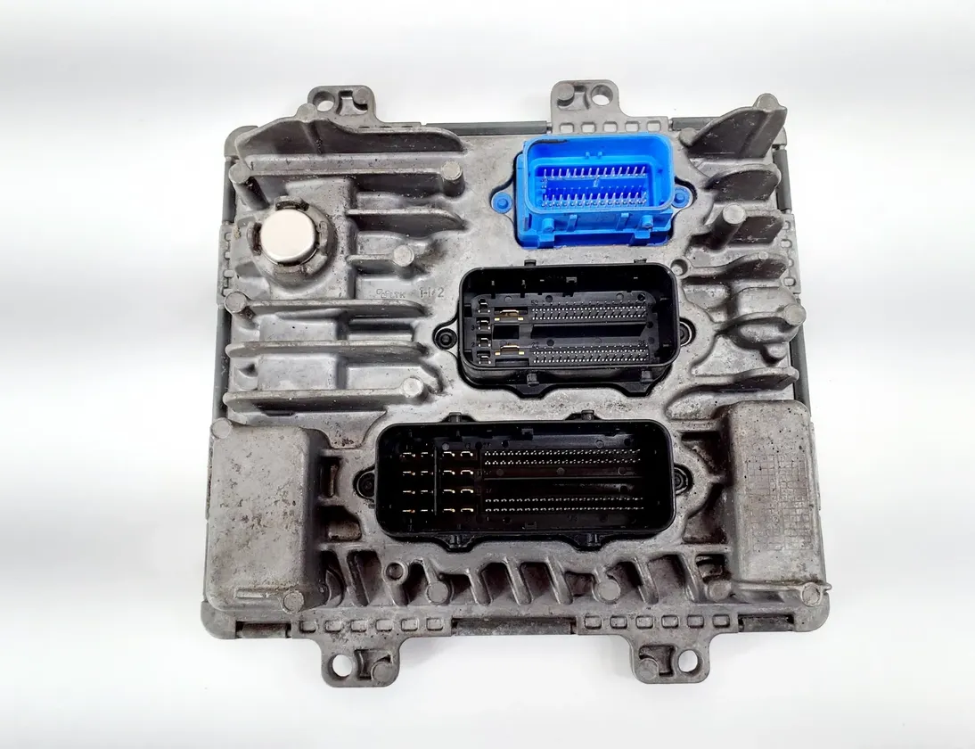 OPEL Astra K (2015-2021) Engine Control Unit ECU 55496077 28261527